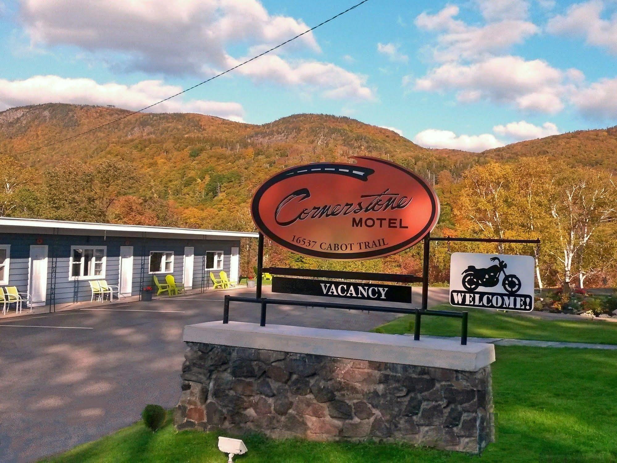 Cornerstone Motel Chéticamp Eksteriør bilde