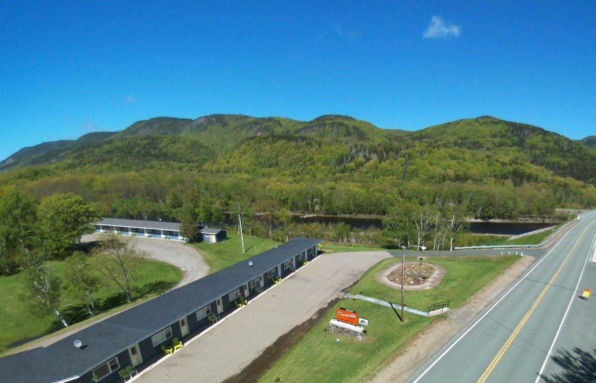 Cornerstone Motel Chéticamp Eksteriør bilde